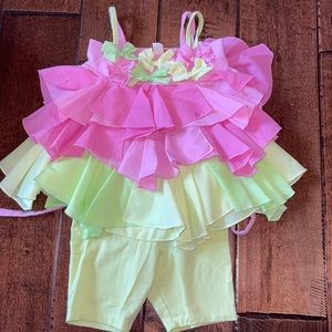 Kate Mack play outfit